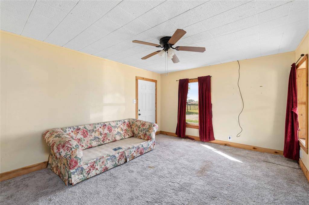 510 Medcalf Street, Bangs, TX 76823