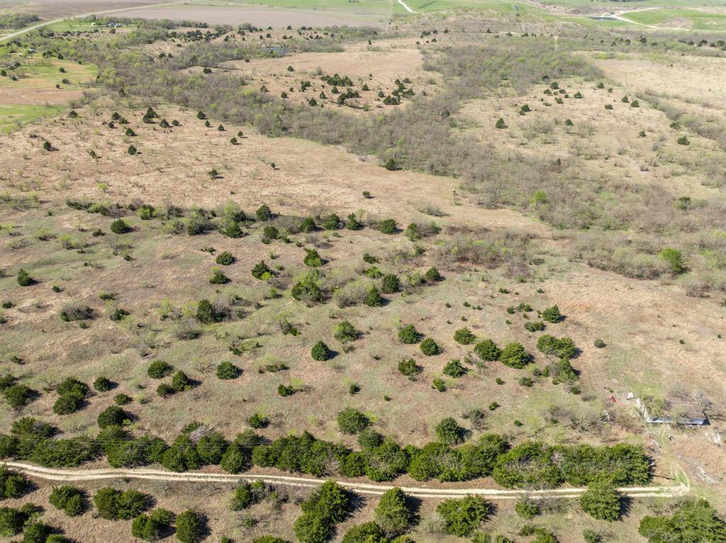 843 Lake Ridge Road, Avalon, TX 76623