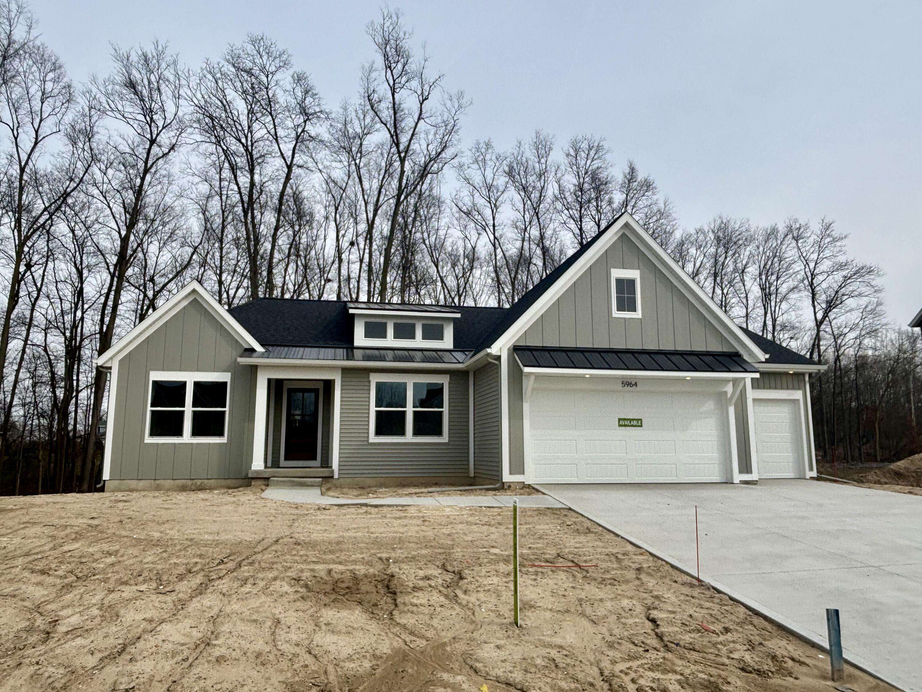 5964 Claymont CT SE, Caledonia Twp, MI 49316