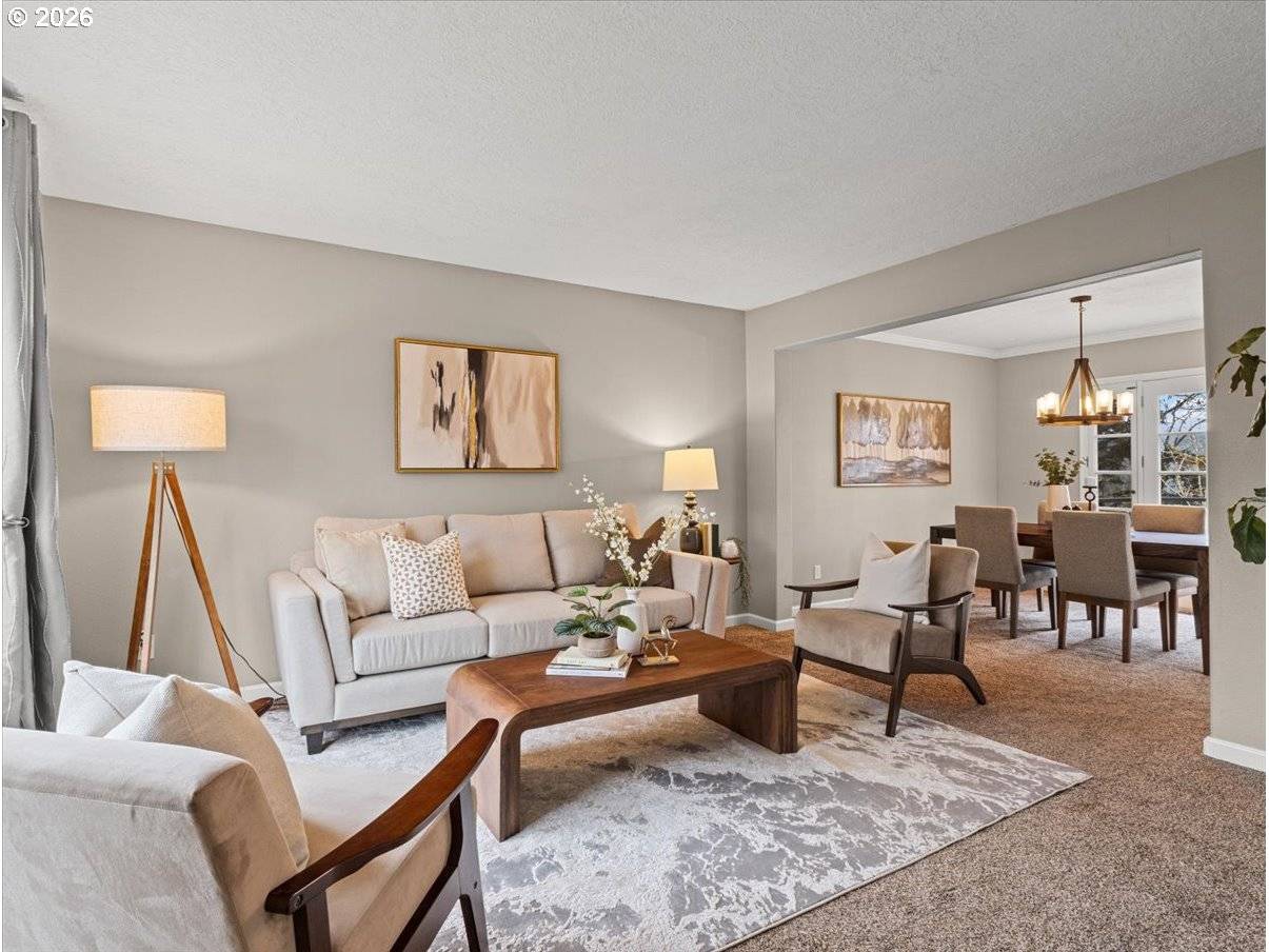 12988 SE BLUFF DR, Clackamas, OR 97015