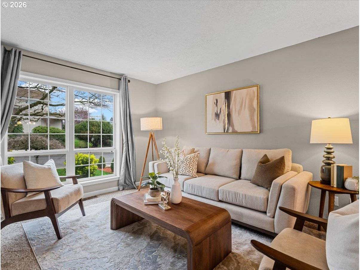 12988 SE BLUFF DR, Clackamas, OR 97015