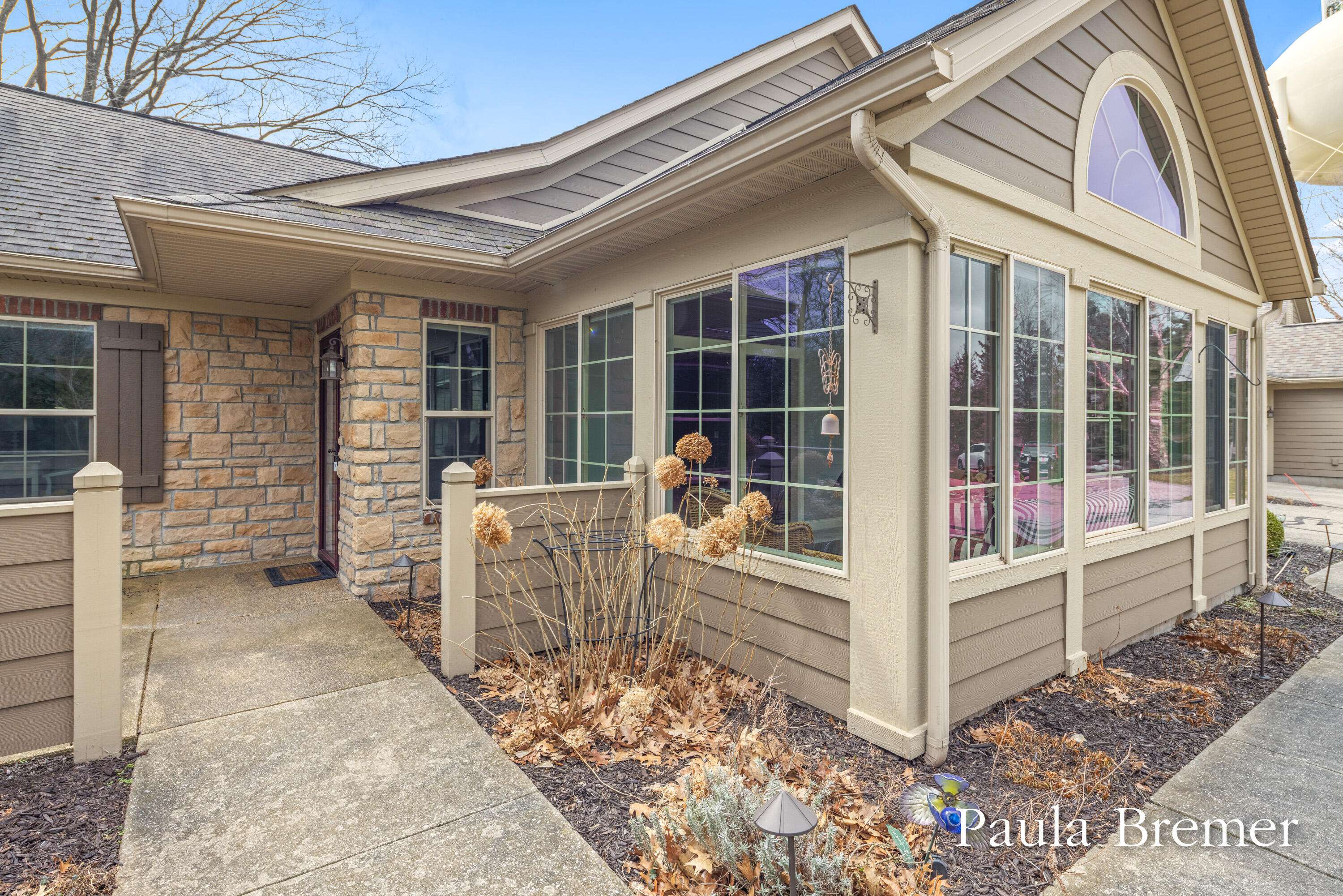 856 Bridge Crest DR SE, Ada Twp, MI 49301