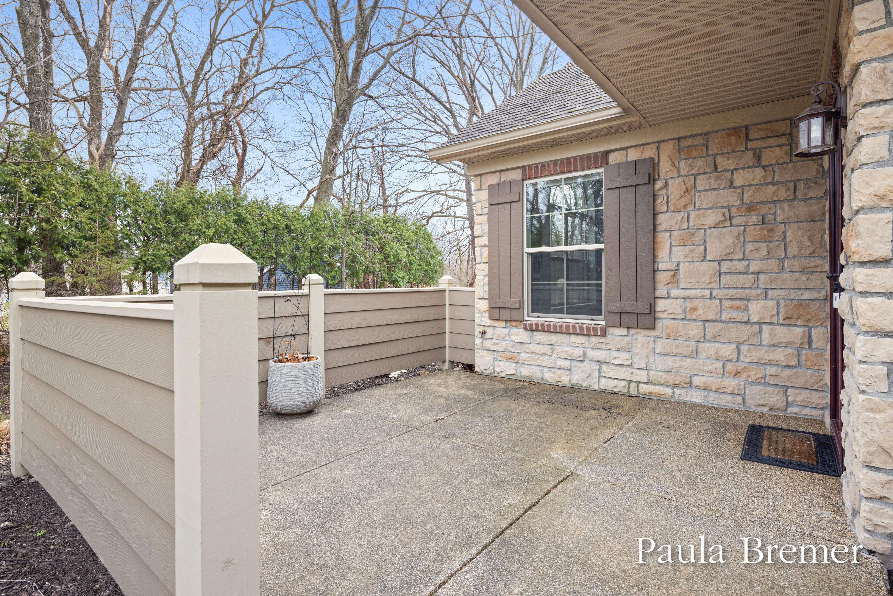 856 Bridge Crest DR SE, Ada Twp, MI 49301