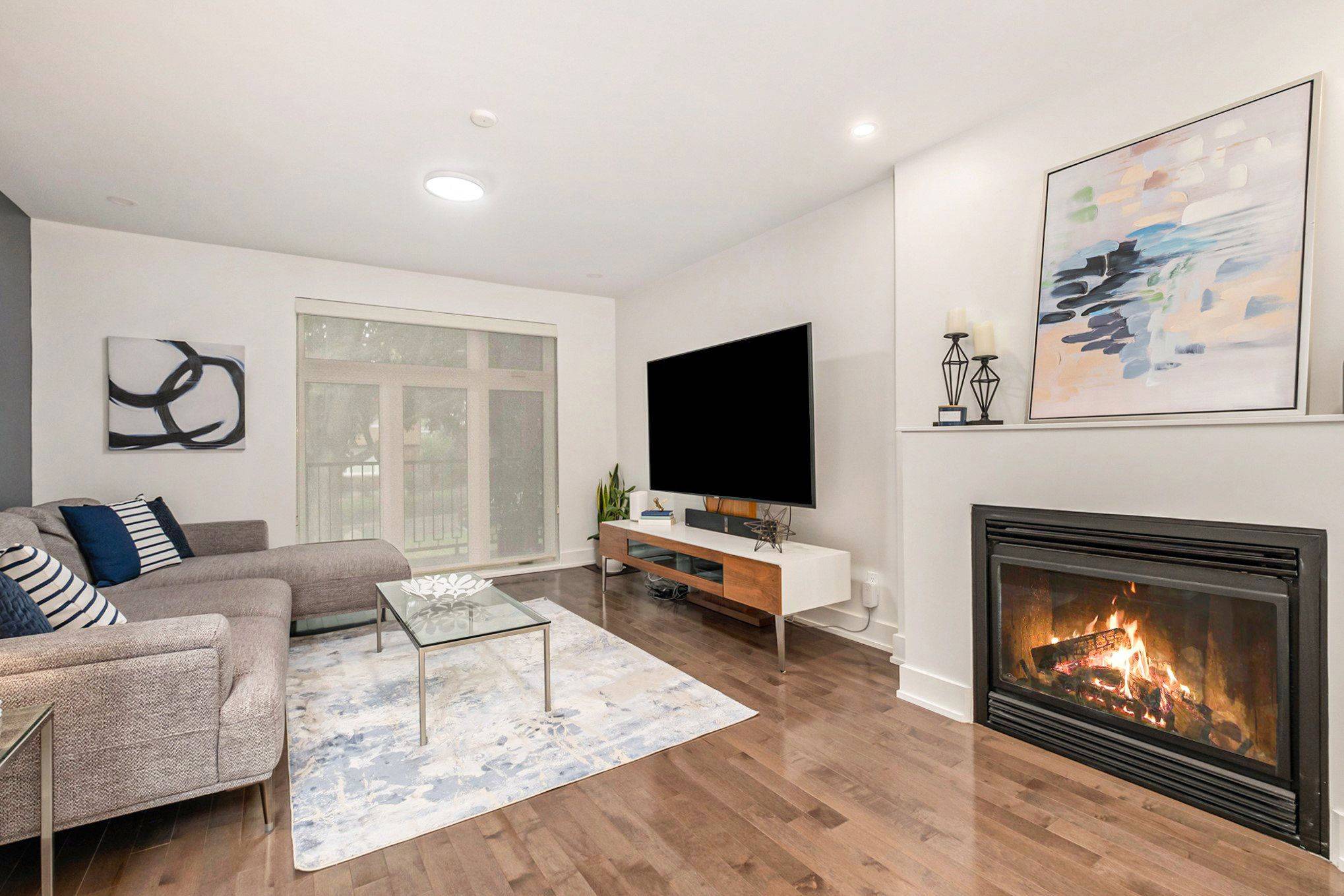 160 BEGONIA AVE, Alta Vista And Area, ON K1H 6E4