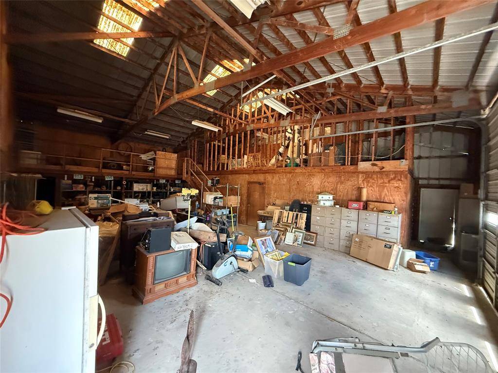 825 N State Highway 121, Bonham, TX 75418