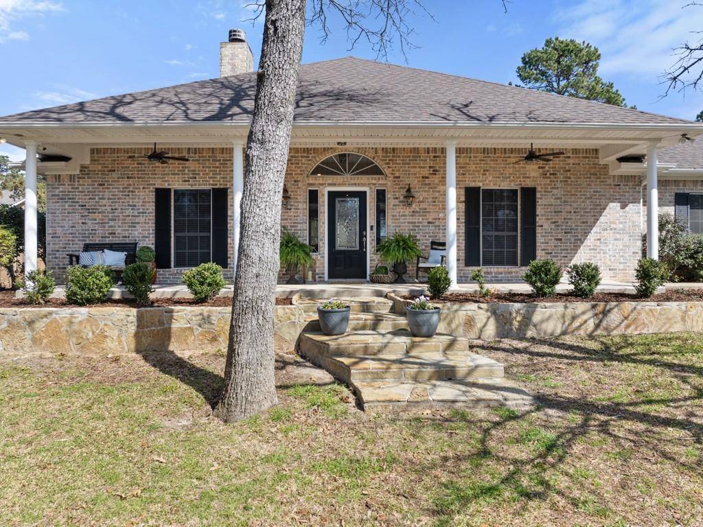 16687 Meadow Crest Drive, Lindale, TX 75771