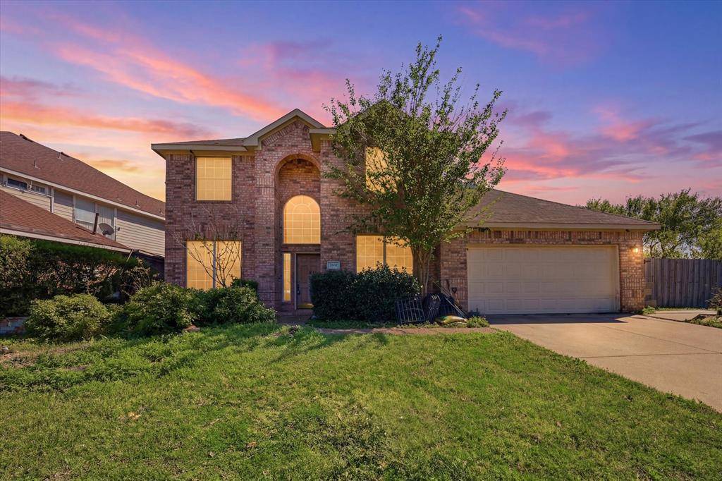 2831 Atrium Drive, Grand Prairie, TX 75052