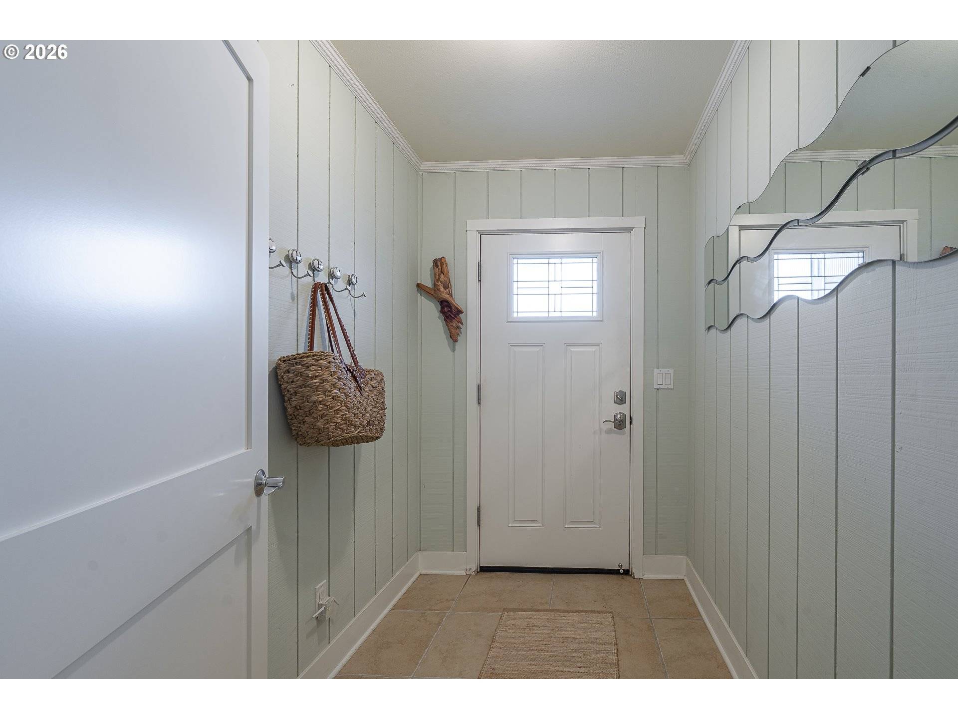 1068 NW 6TH CT, Lincoln City, OR 97367