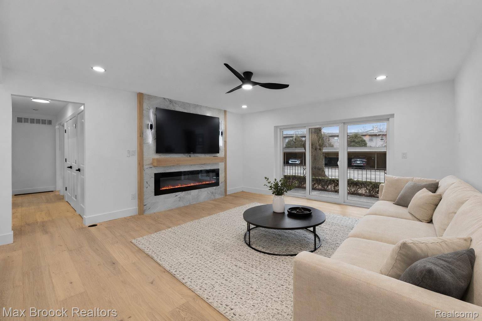 1111 N Old Woodward AVE #23, Birmingham, MI 48009