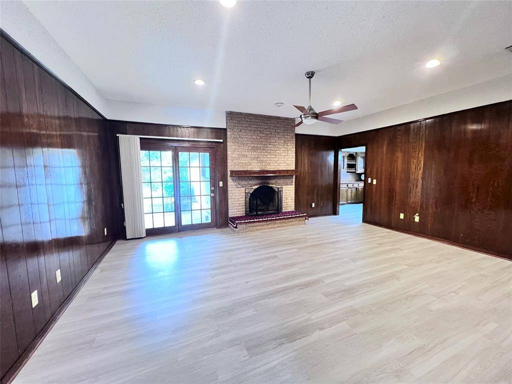 1804 University Drive, Richardson, TX 75081