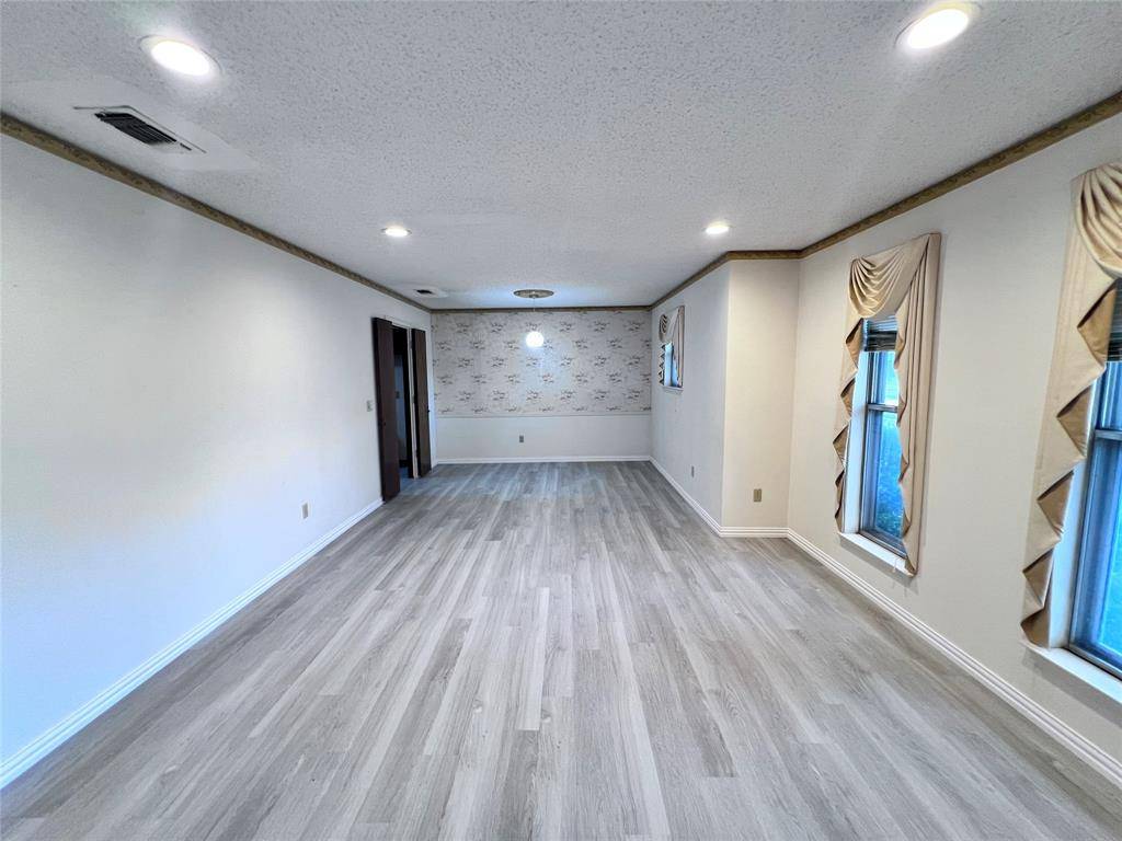 1804 University Drive, Richardson, TX 75081