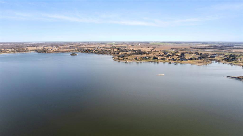 139 Lakeshore Drive, Waxahachie, TX 75165