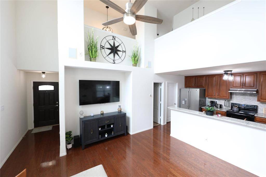 8404 Timberbrook Lane, Dallas, TX 75249