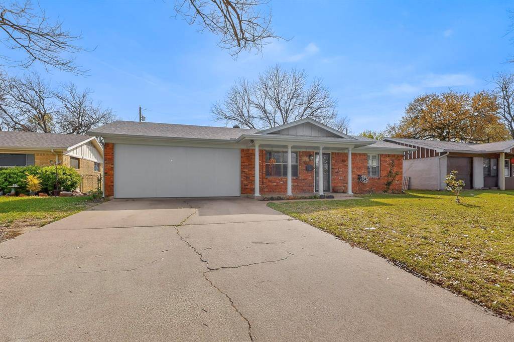 412 Elaine Drive, Irving, TX 75060