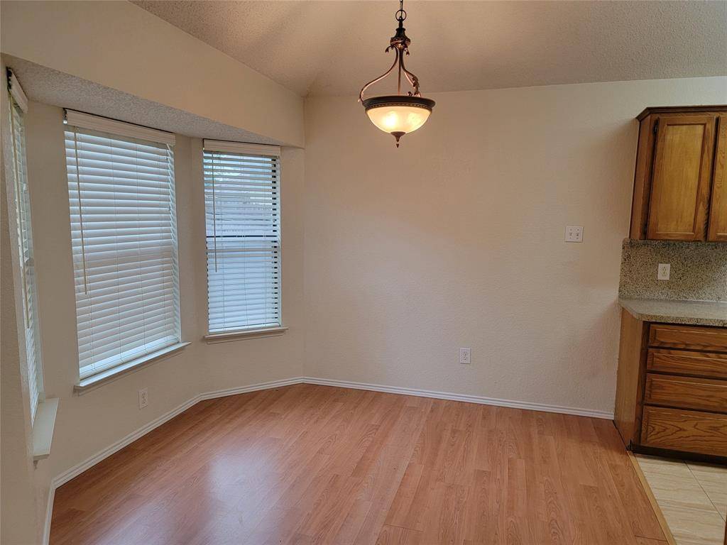 509 Baylor Drive, Arlington, TX 76010