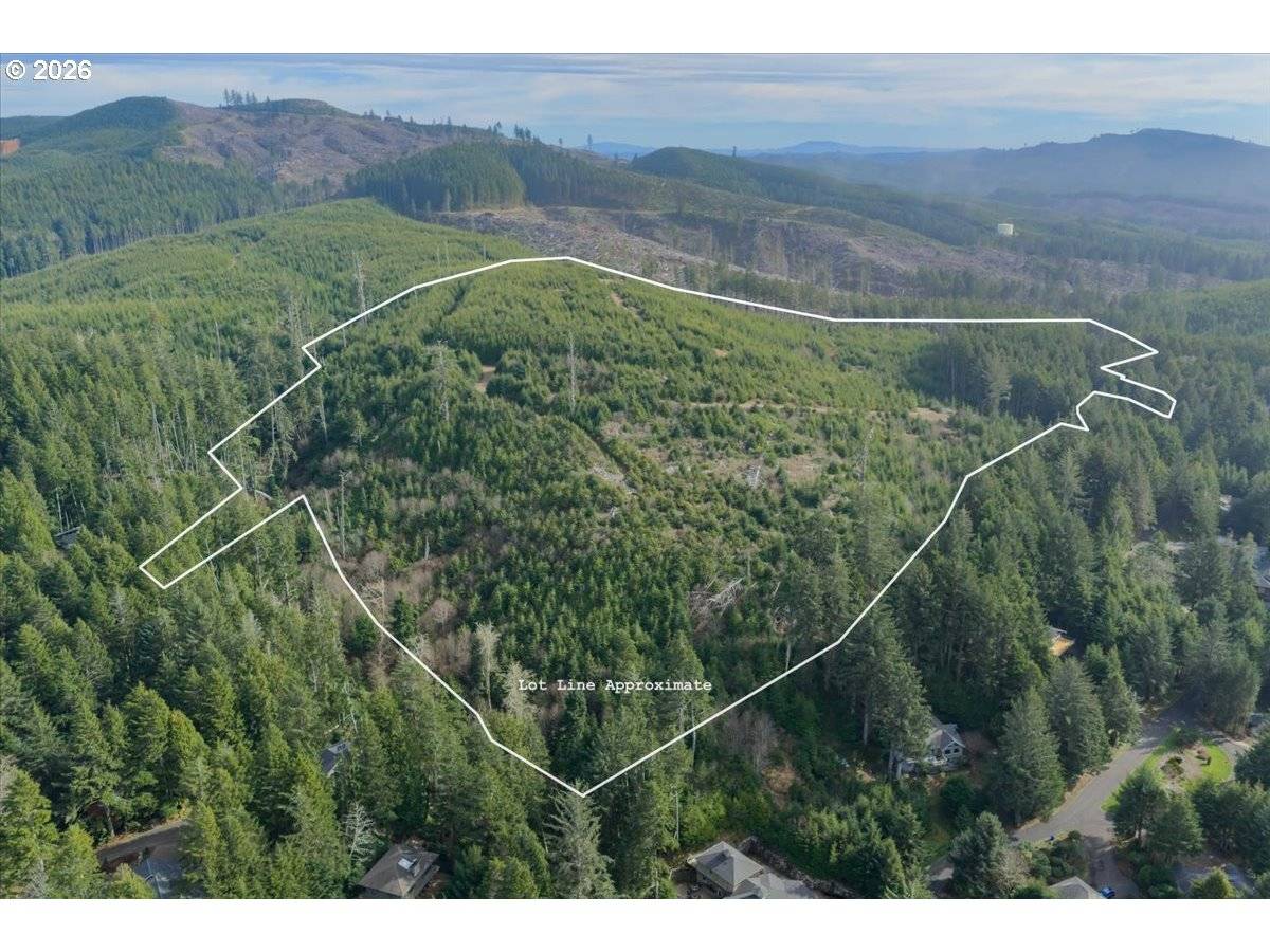 575 Fairway DR, Gleneden, OR 97388