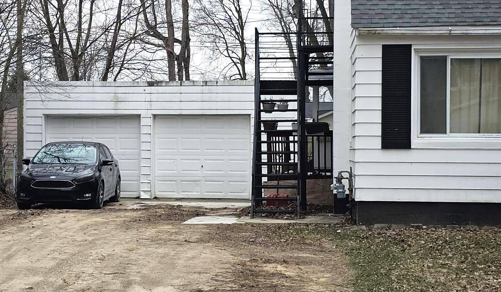 928 Ottawa AVE, Ypsilanti Twp, MI 48198