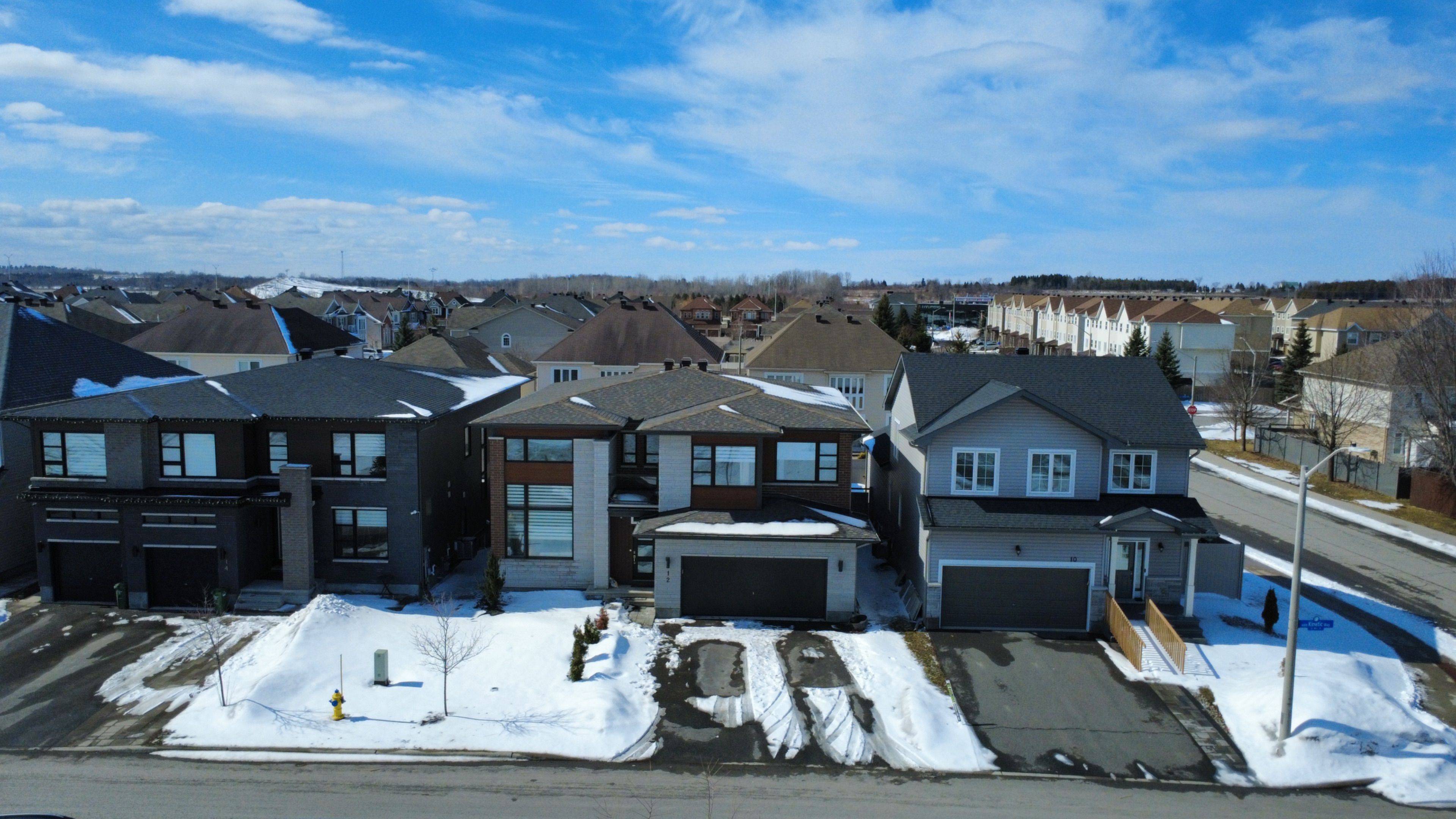 12 Kinetic WAY, Barrhaven, ON K2J 0C9