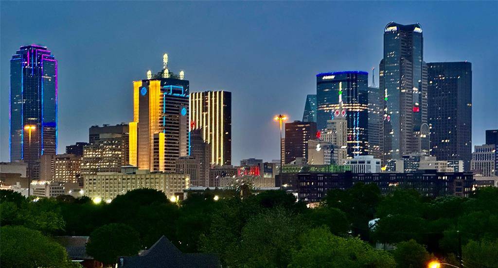 1880 Beaumont Street, Dallas, TX 75215