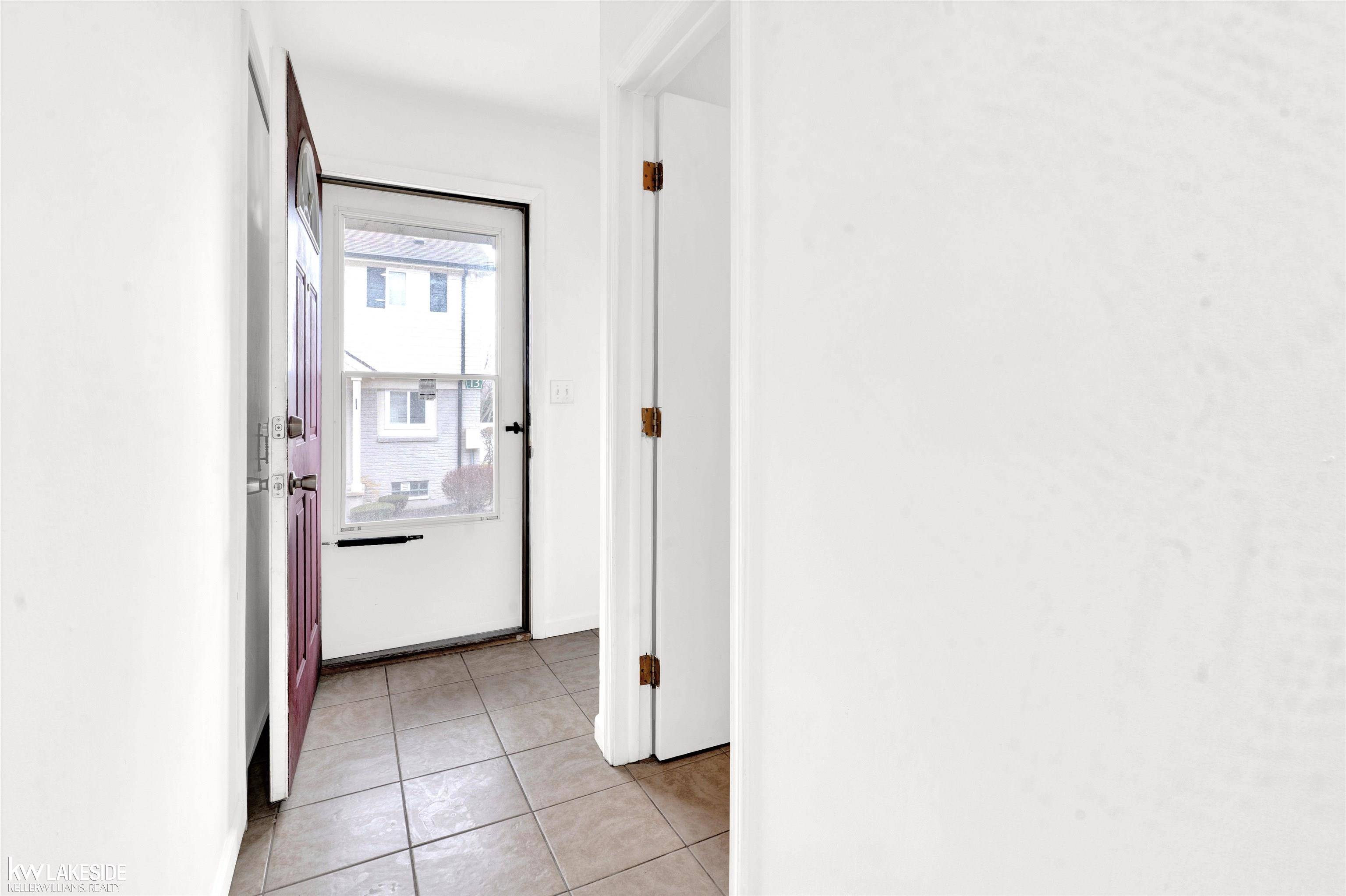 2216 Orchard Crest ST, Shelby Twp, MI 48317