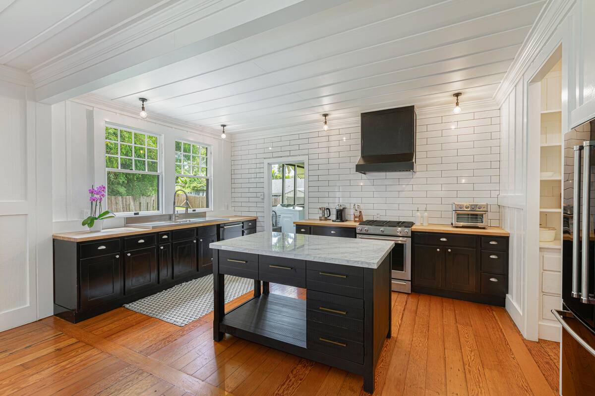 4495 MALULANI PL, Kilauea, HI 96754