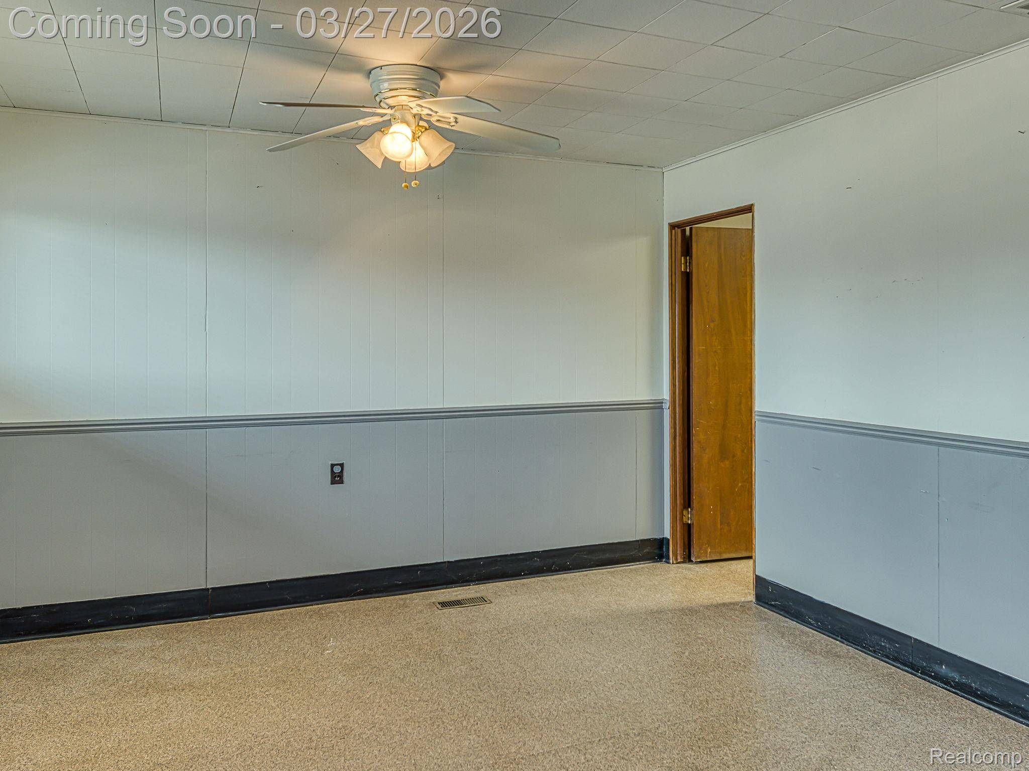 30750 Ford RD, Garden City, MI 48135