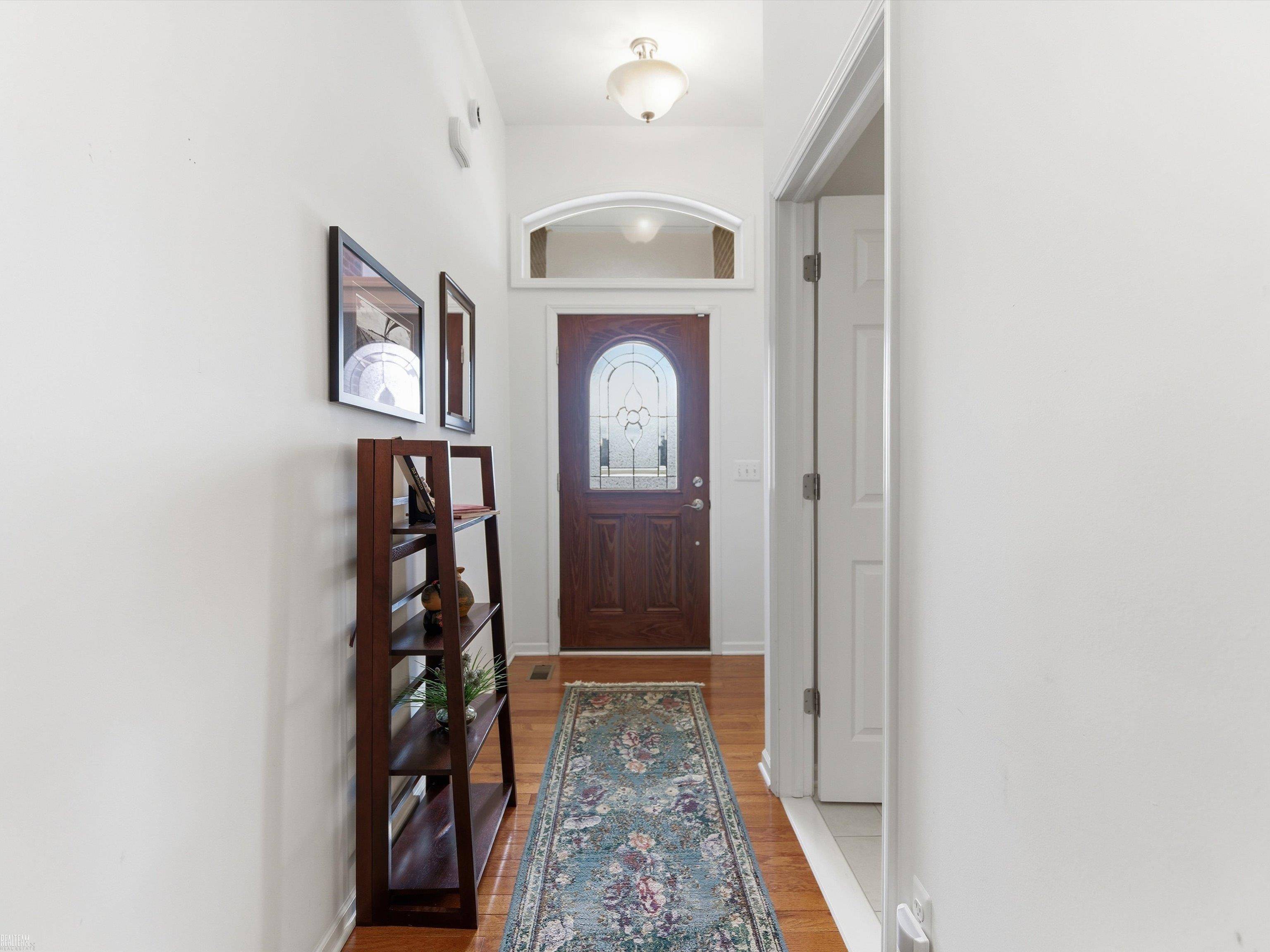 375 Devonshire DR, Lapeer, MI 48446