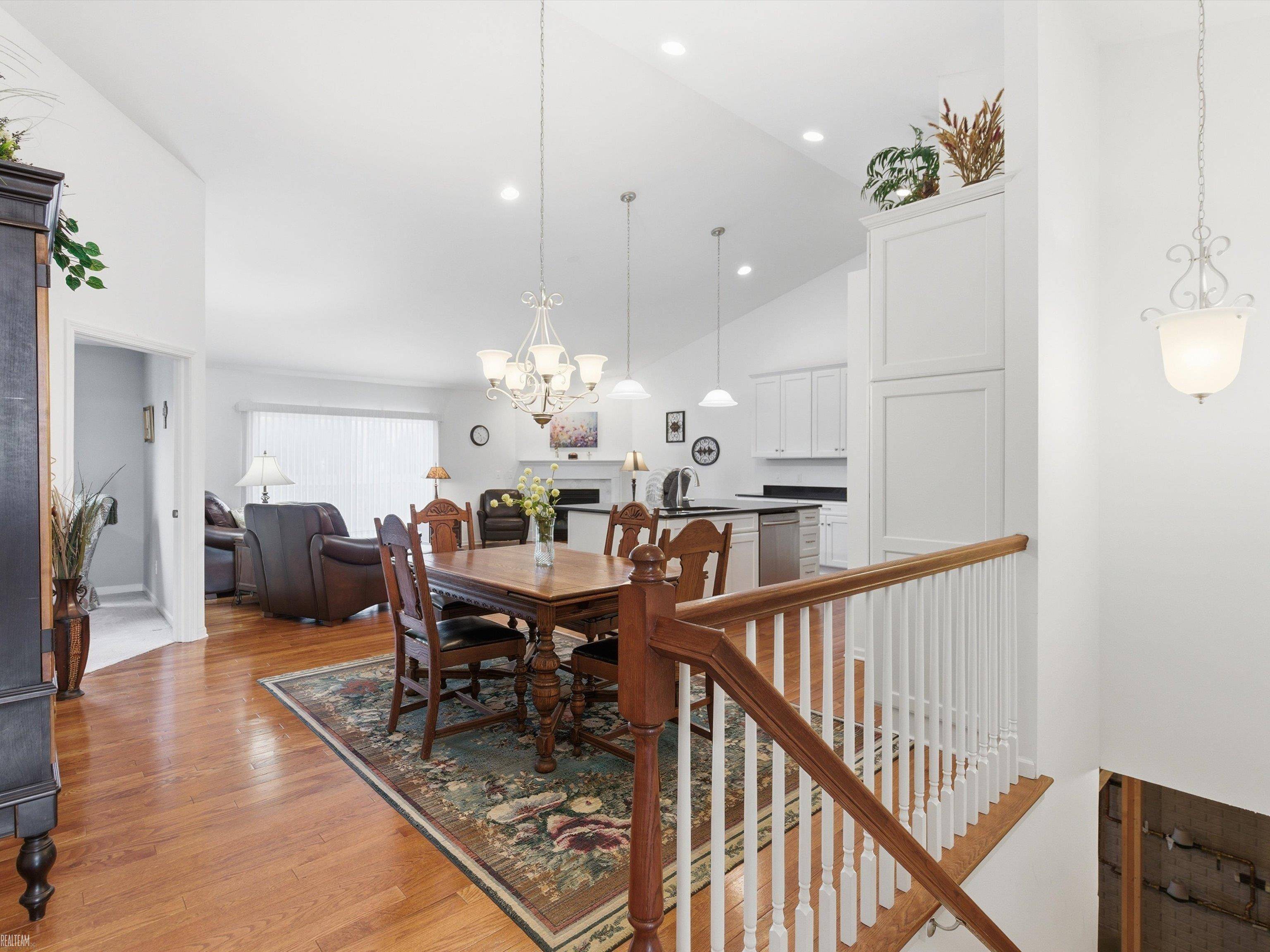 375 Devonshire DR, Lapeer, MI 48446