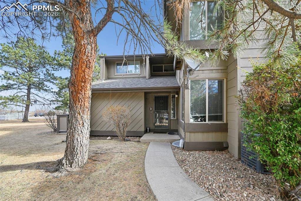 10772 W Florida AVE #B, Lakewood, CO 80232