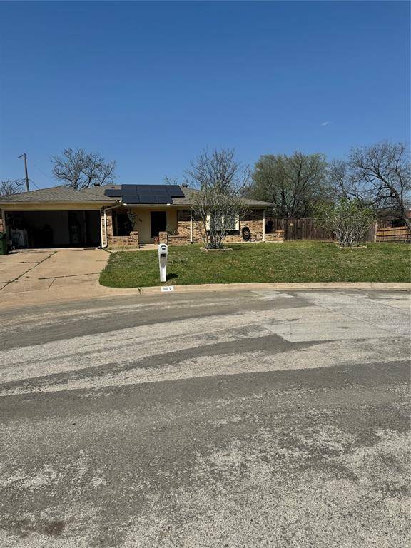 901 Freestone Court, Arlington, TX 76017