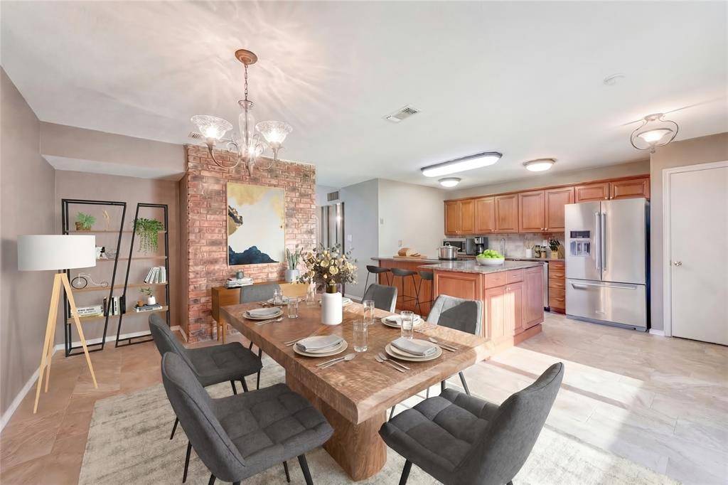 6611 Greenspring Drive, Arlington, TX 76016