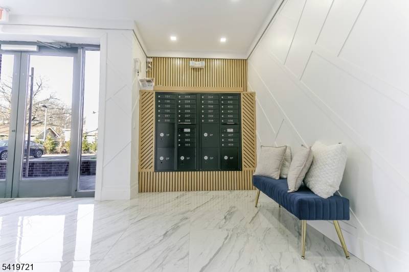 459 Bloomfield Ave #204, Caldwell Boro Twp., NJ 07006