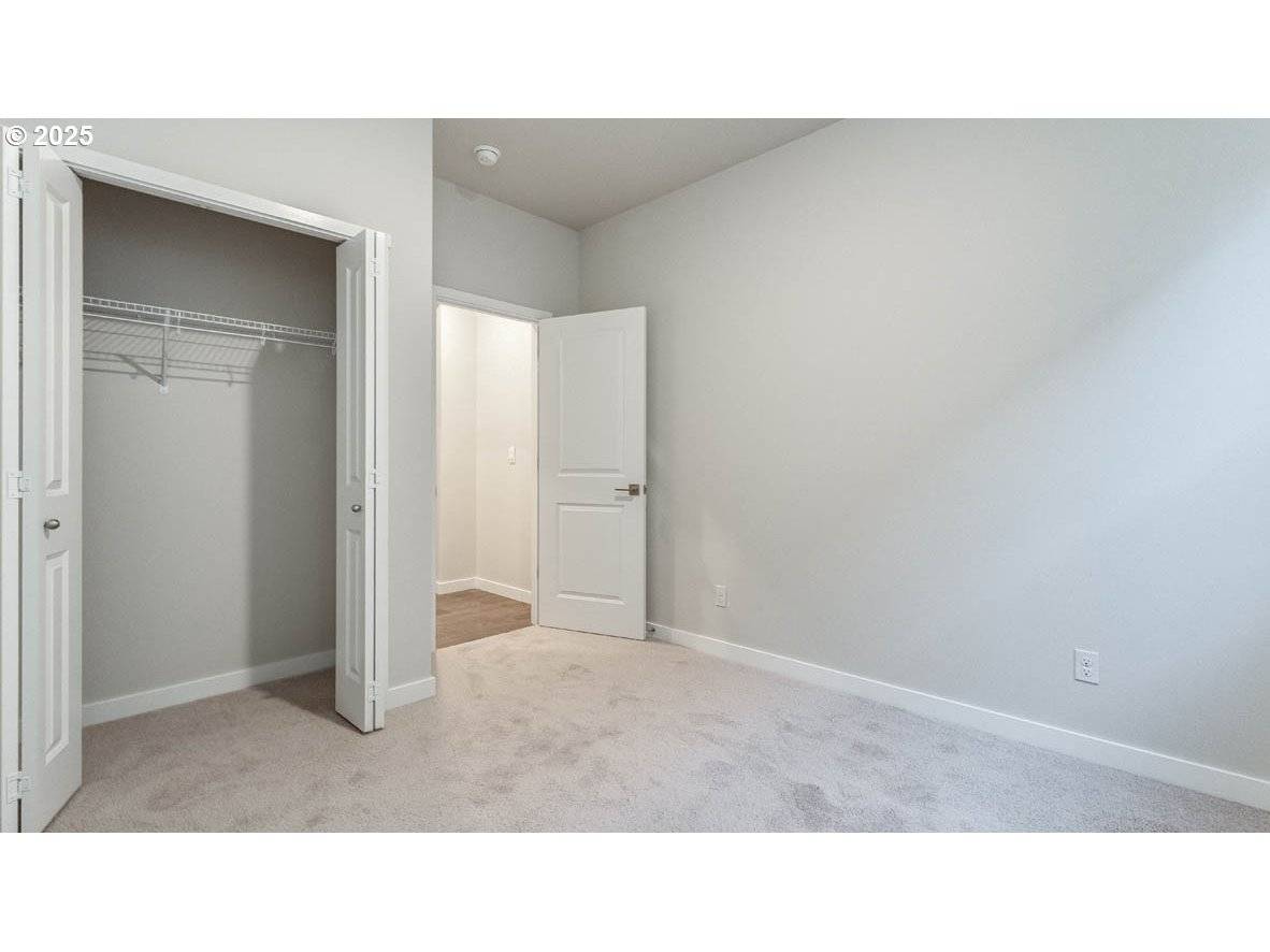 9463 SE Crystal Rose ST, Happy Valley, OR 97086