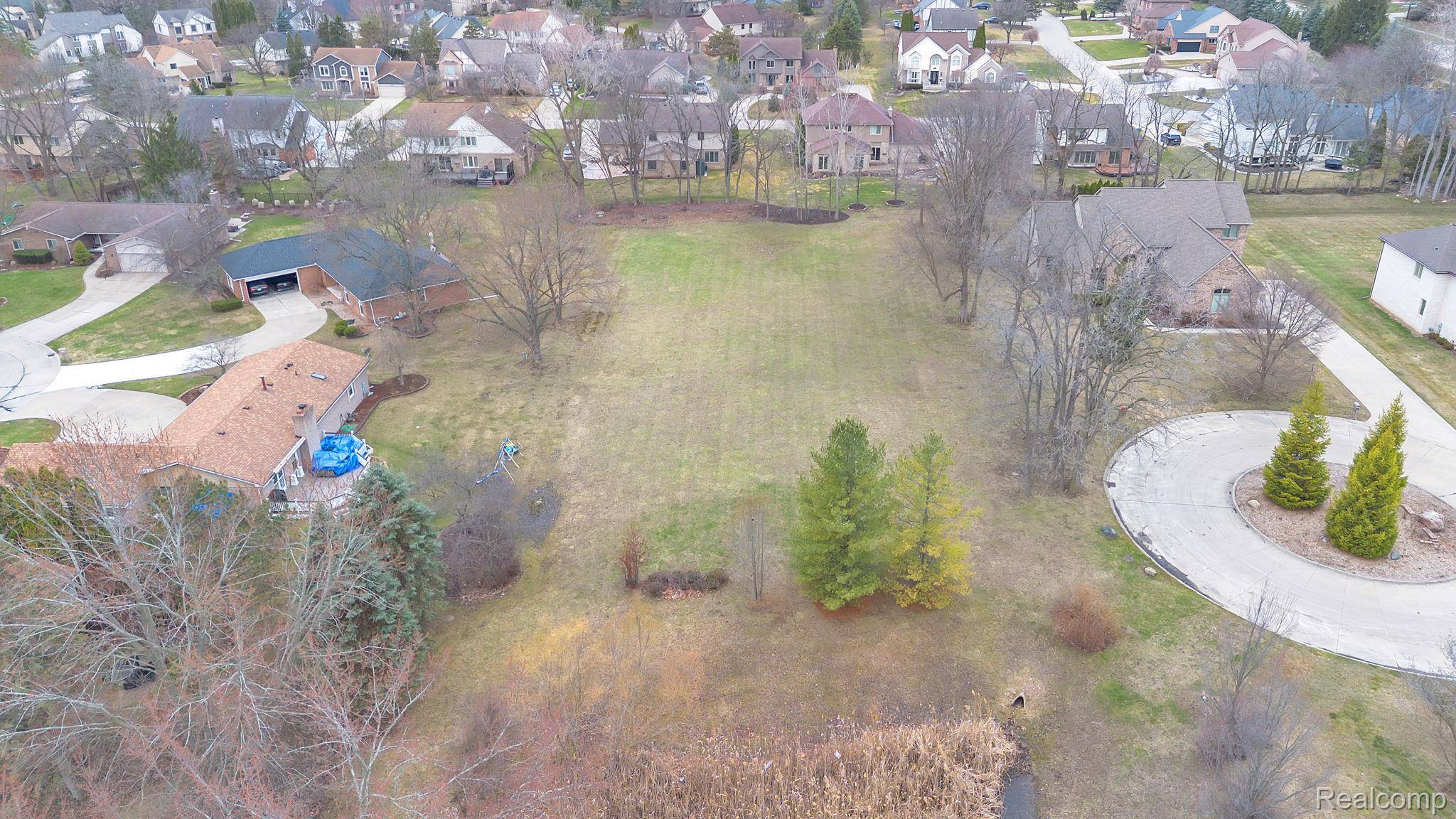 22335 Diamond CT, Farmington Hills, MI 48335