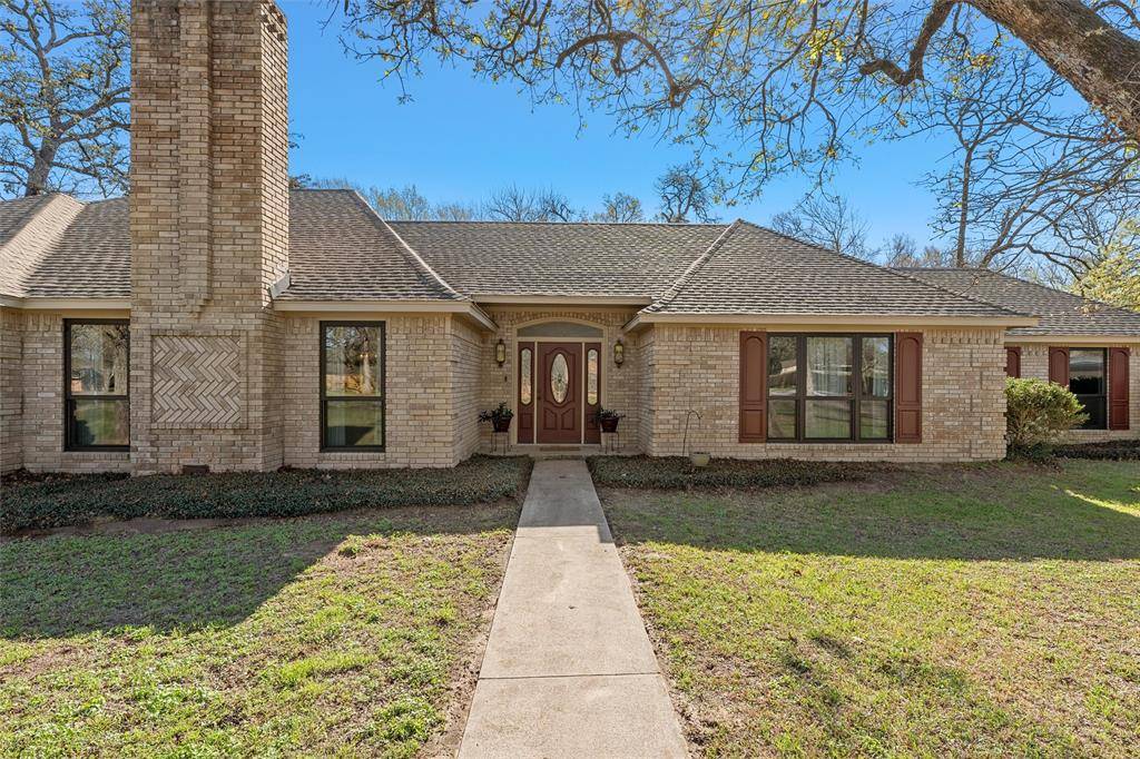 101 Private Road 1283, Fairfield, TX 75840
