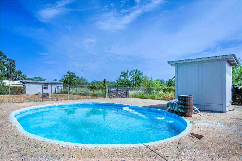 104 Voca, Brady, TX 76825