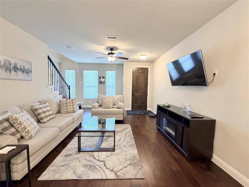 305 Tottenham Court, Mckinney, TX 75072