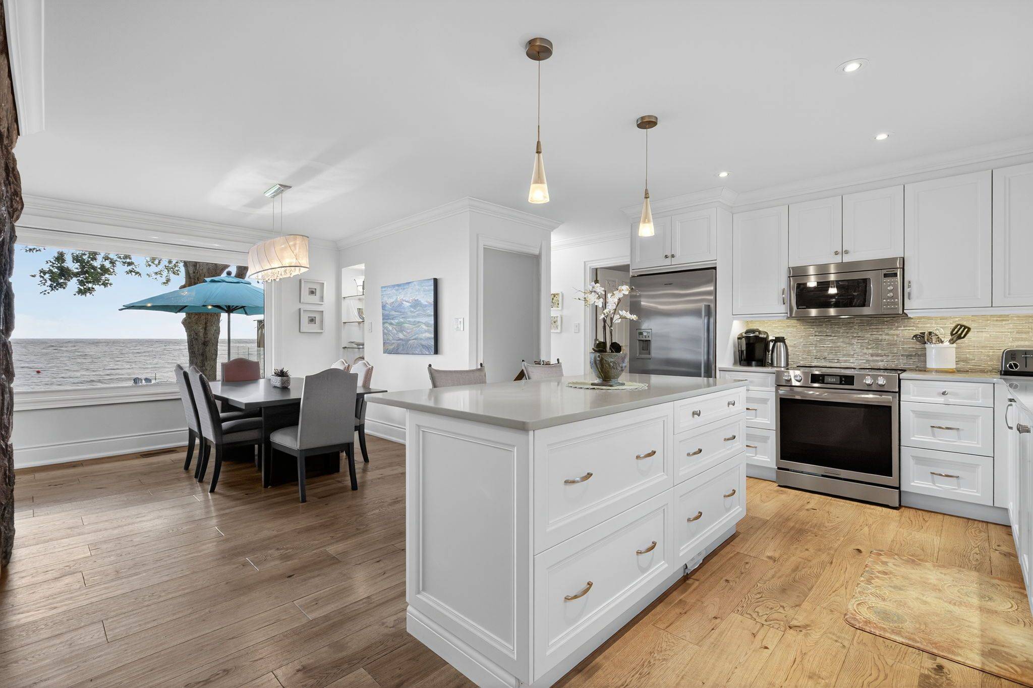 73 Parkside DR, Oro-medonte, ON L0L 1T0