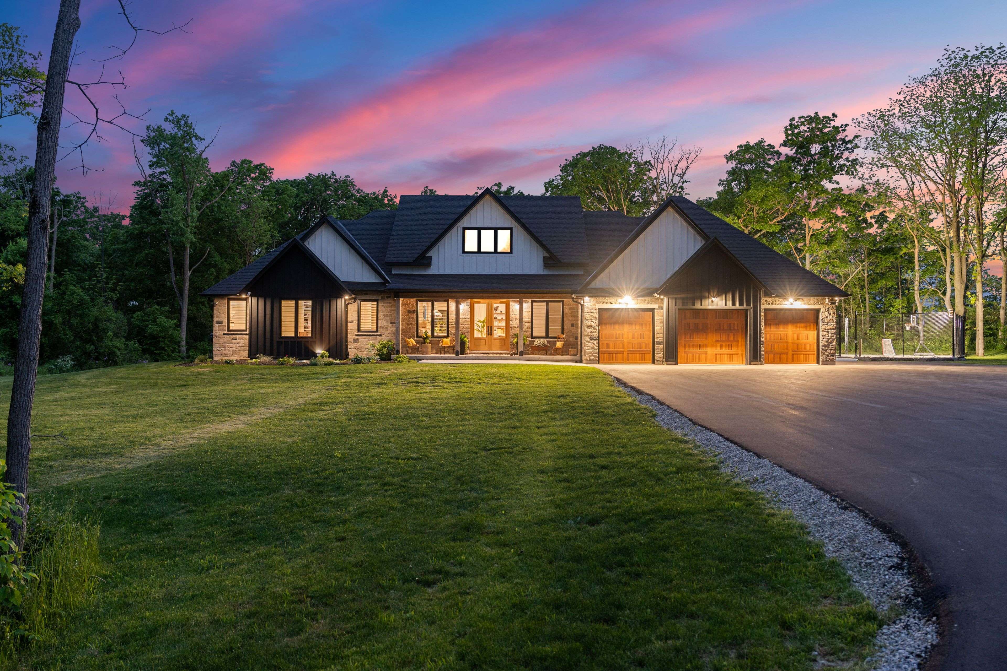 11 Cockshutt RD, Brant, ON N3T 5L6