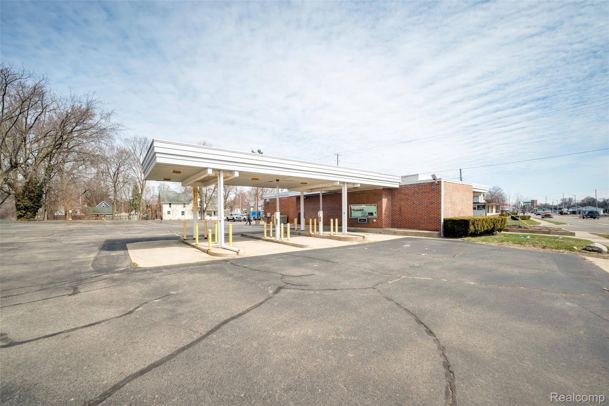 1712 E Michigan AVE, Jackson, MI 49202