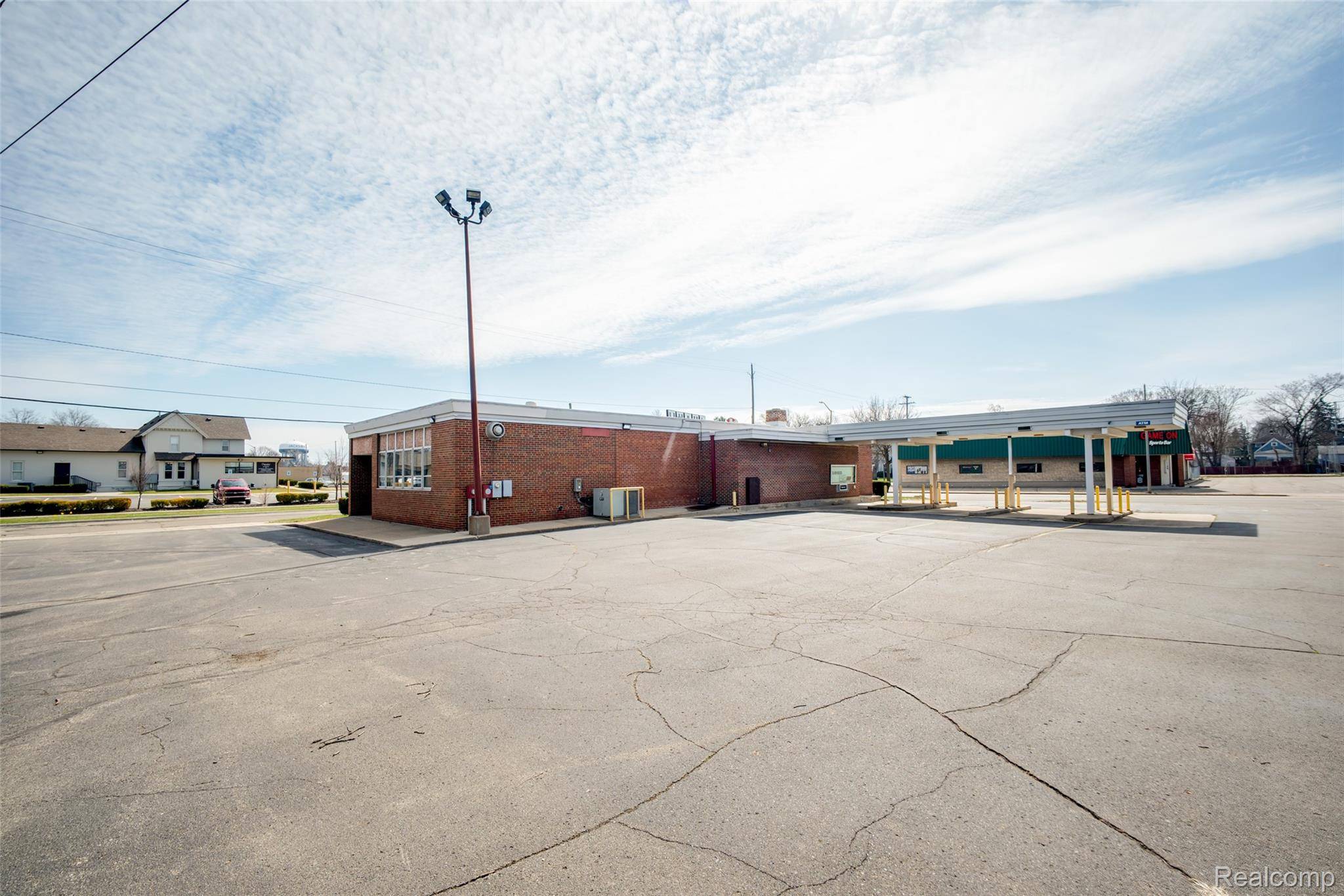 1712 E Michigan AVE, Jackson, MI 49202