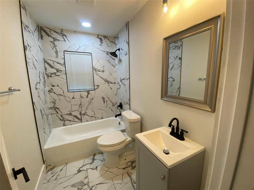 2307 Lea Crest Drive, Dallas, TX 75216