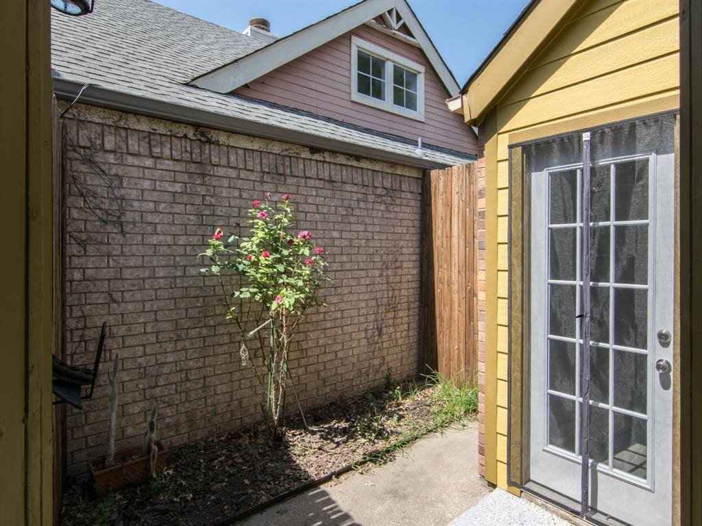 3142 Royal Gable Drive, Dallas, TX 75229