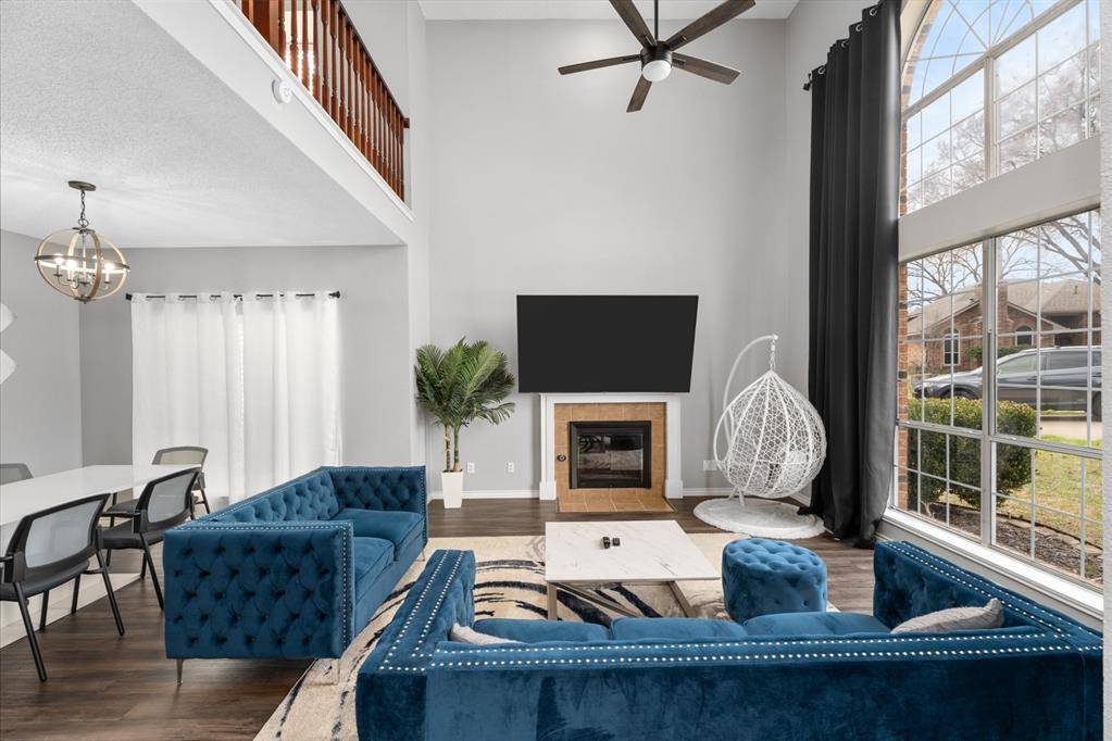 2422 Whispering Cove Circle, Garland, TX 75044