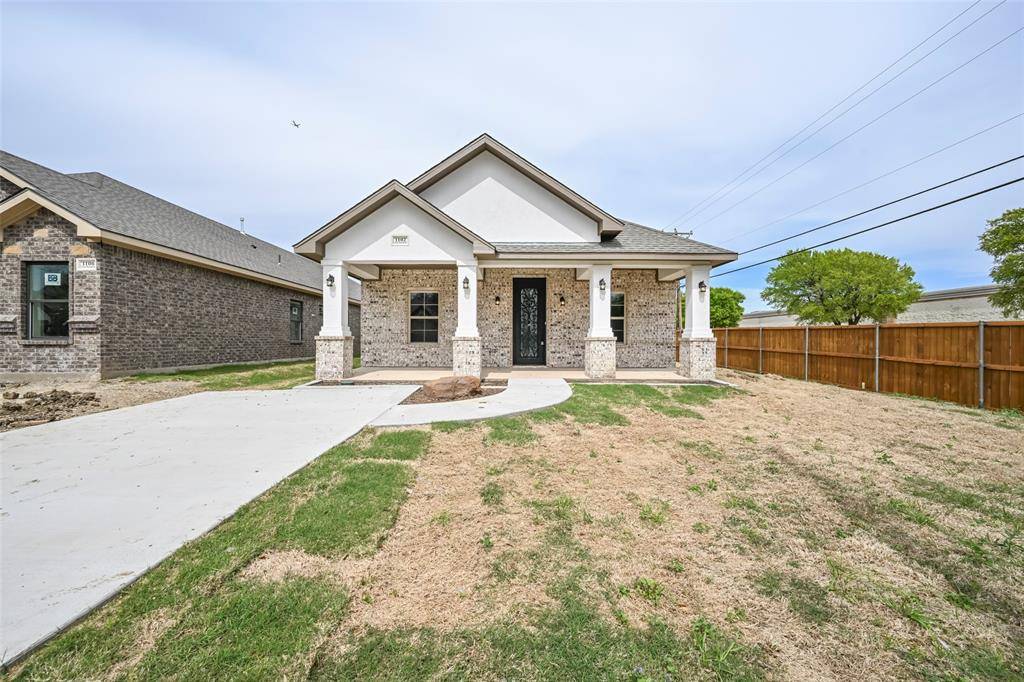 1102 Fort Worth Street, Grand Prairie, TX 75050