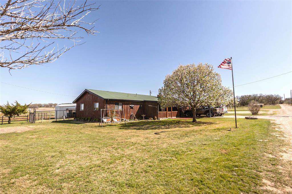 978 Longbranch Road, Nocona, TX 76255