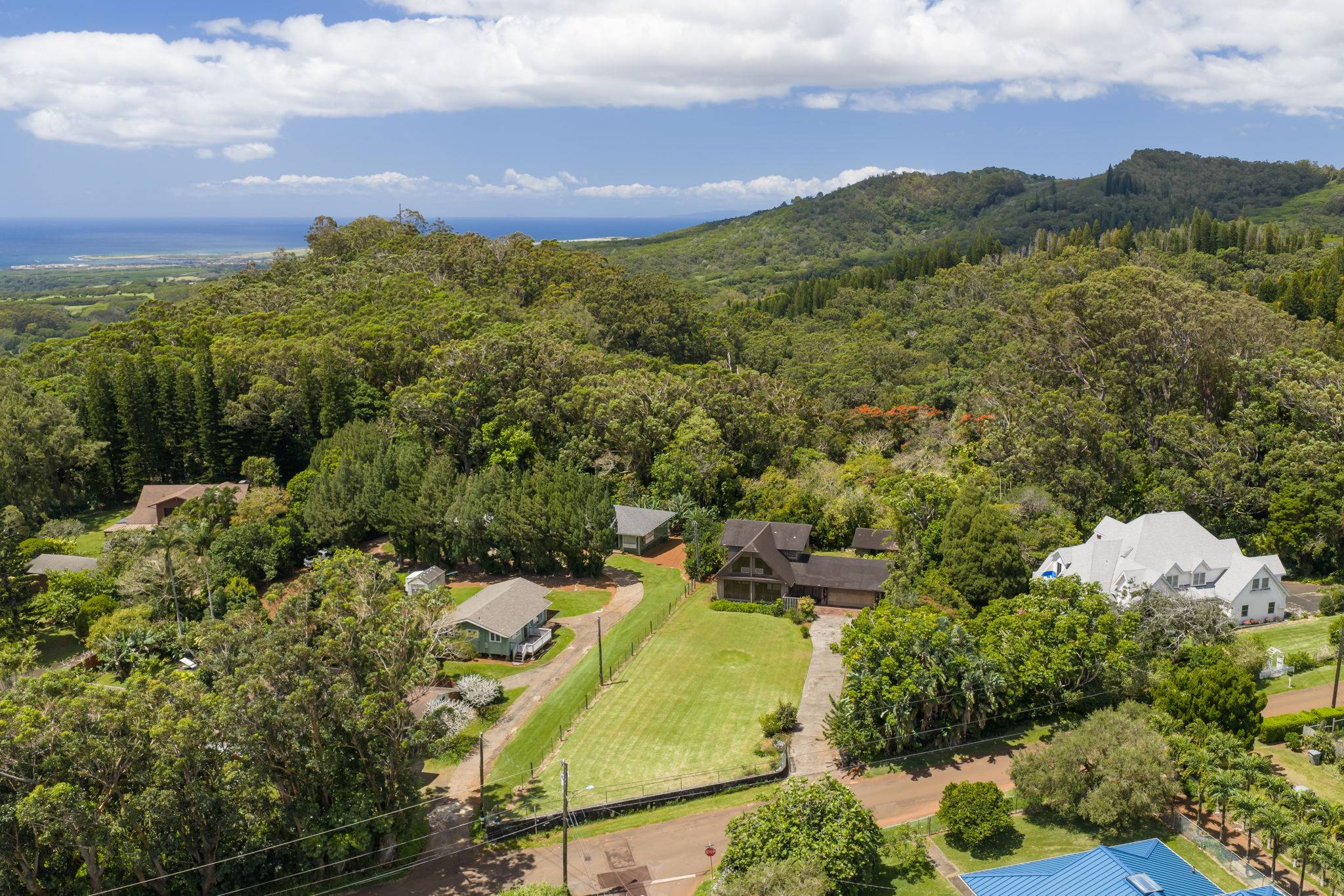 5201 PUUWAI RD, Kalaheo, HI 96741