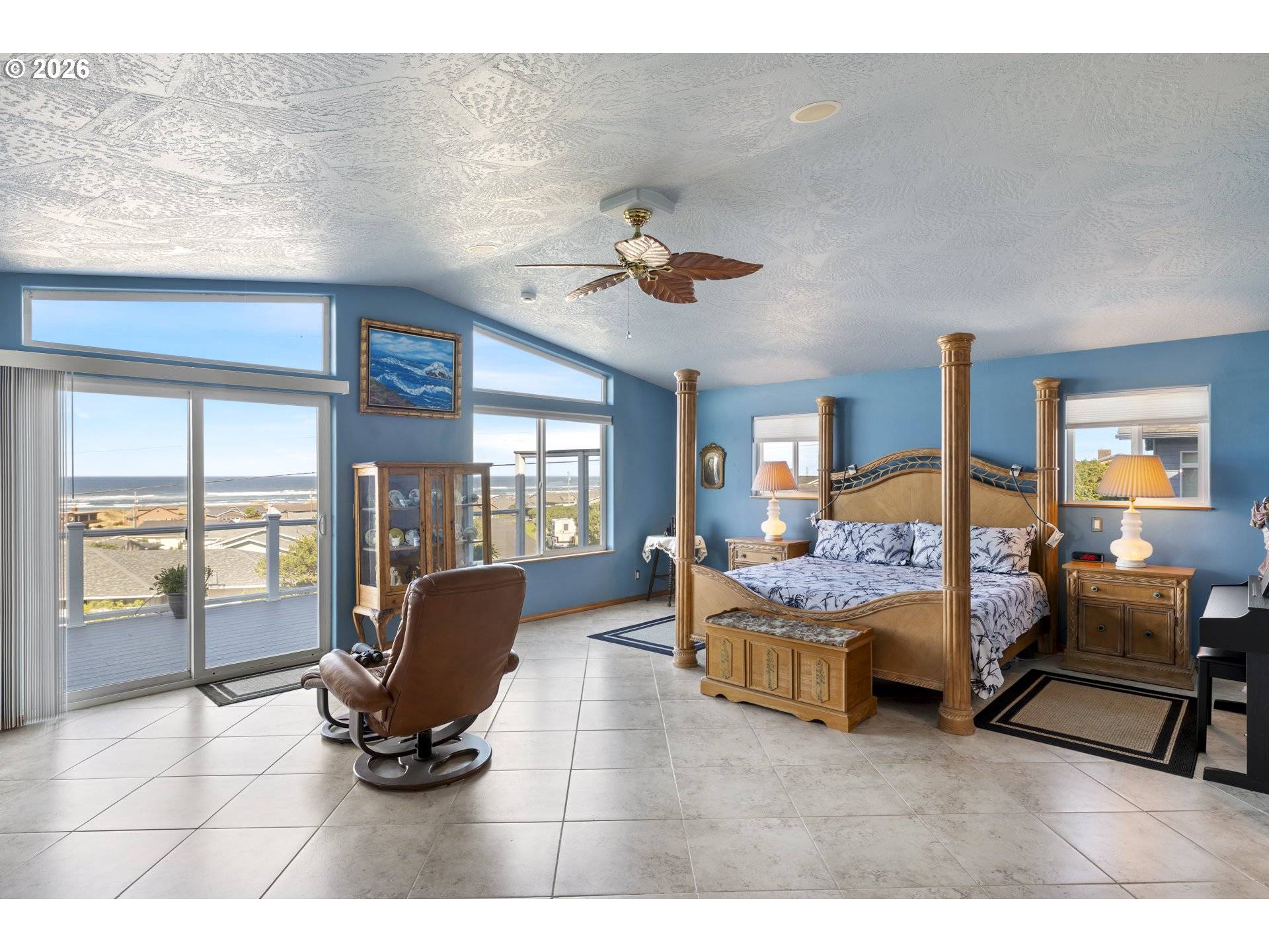 2105 NW PARKER AVE, Waldport, OR 97394