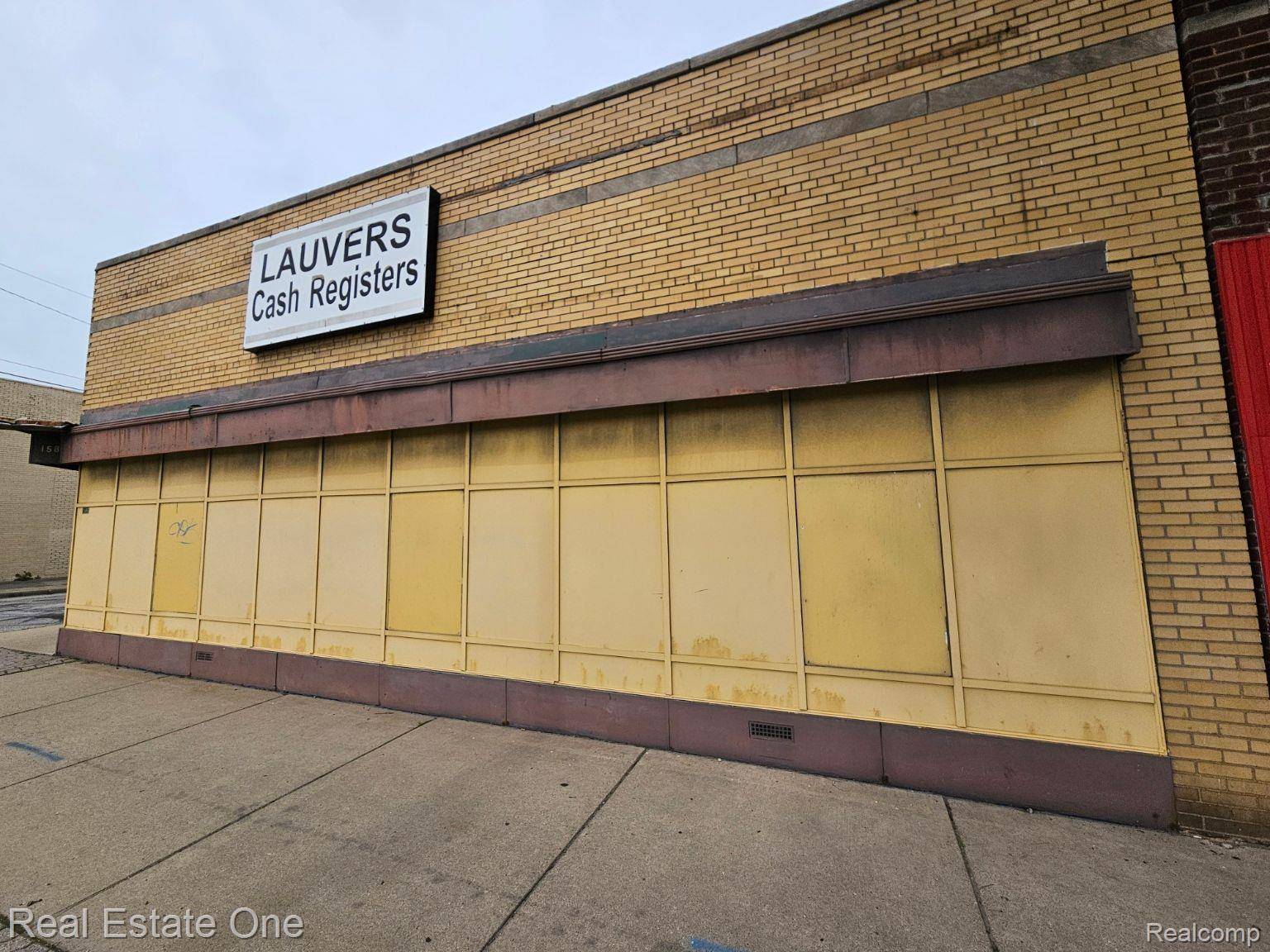 1586 FORT ST, Lincoln Park, MI 48146