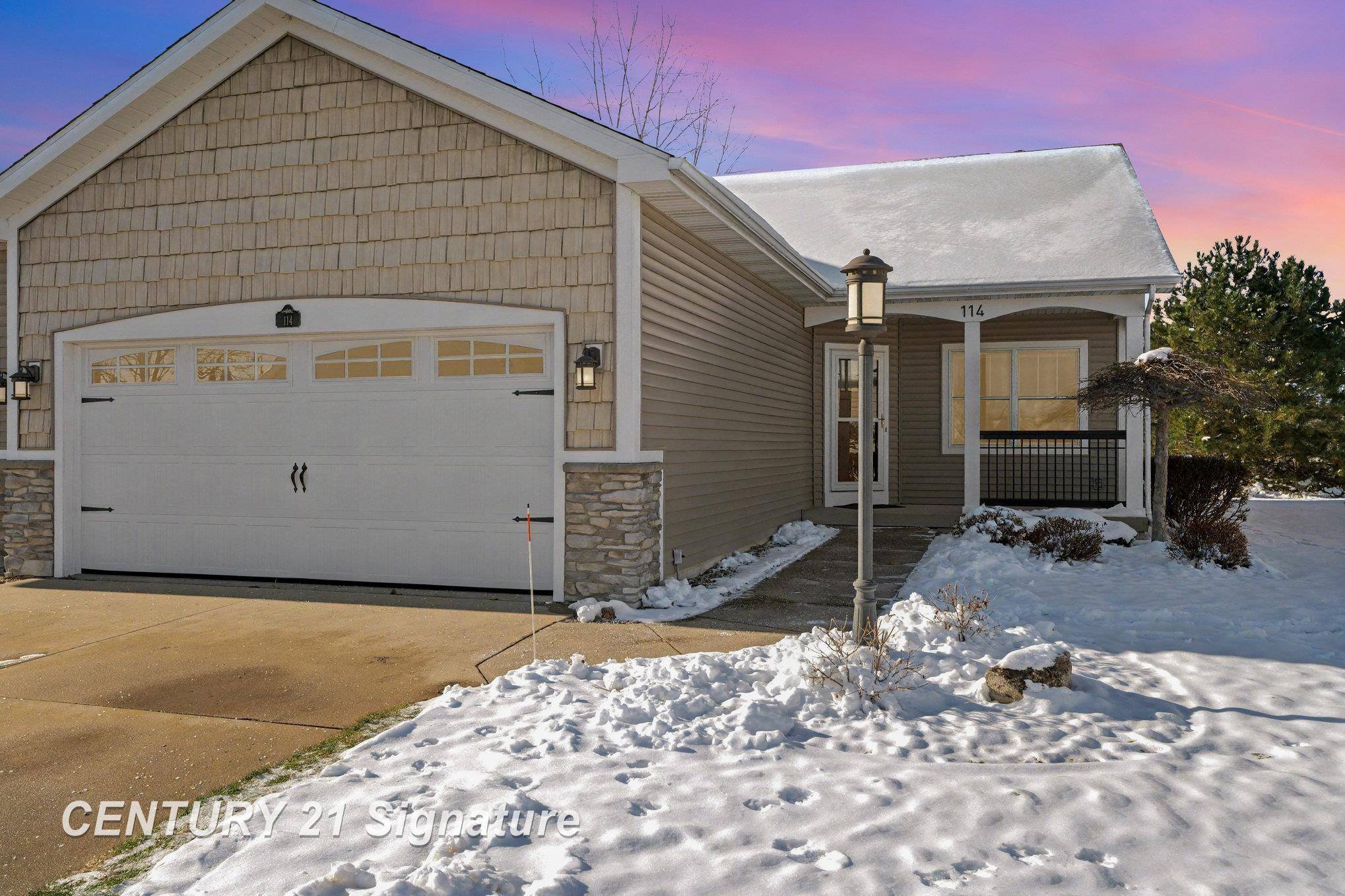 114 Tuscany CIR, Saginaw Twp, MI 48603